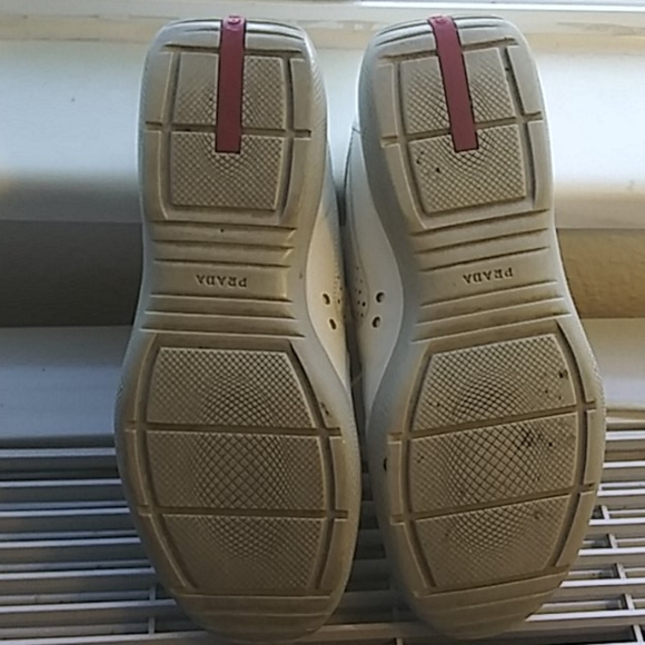 Men's Prada shoe size 8 runs big more like 10 - Picture 5 of 6
